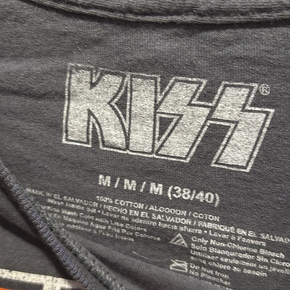 KISS Gray  Short Sleeve Tee Iconic Band Design - Picture 2 of 3